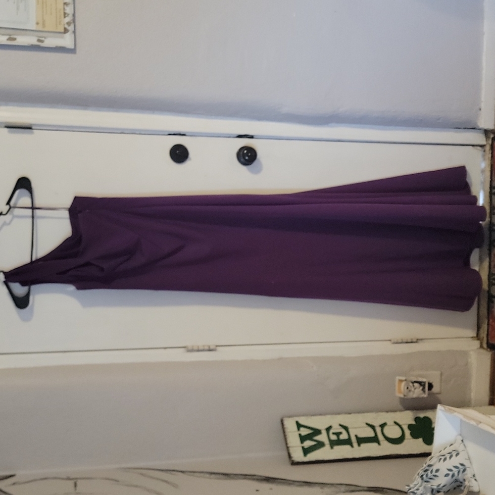 Nicole Miller new York size 10 gown grape purple mermaid cut one shoulder